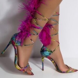 Azalea Wang Stiletto Feather Sandal (8.5)